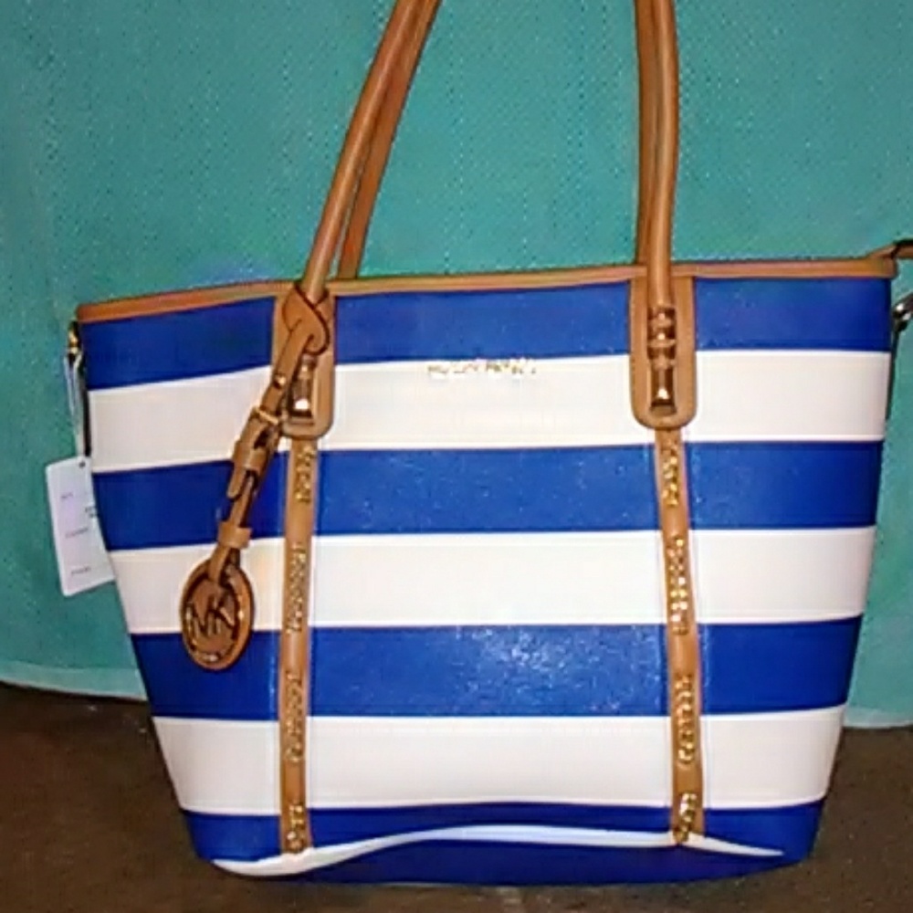 MK purse